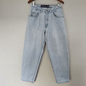 Vintage 90s Levis baggy silver tab jeans bleach light wash denim 33x30 USA made